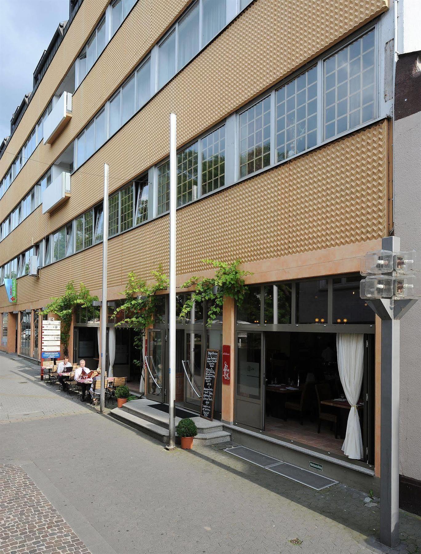 中央酒店 法兰肯塔尔 外观 照片
